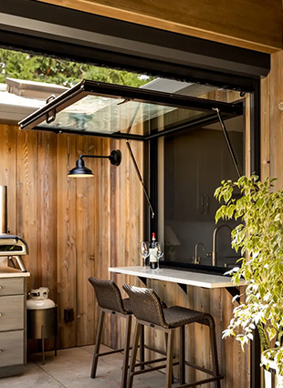 ডিজাইনার দরজা এবং জানালা